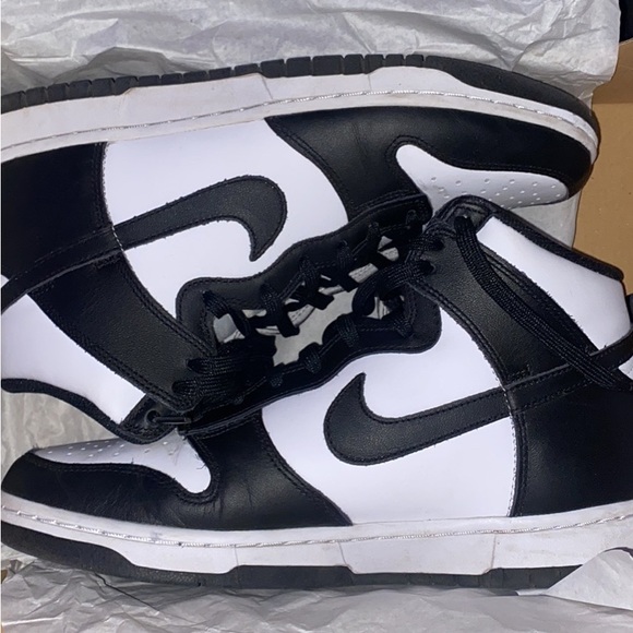 Panda dunks size 10.5